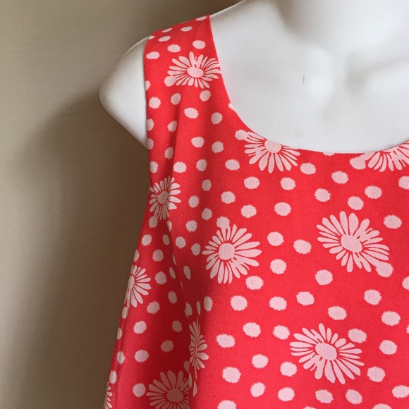 ❗️🚫SOLD❗️Coral Chiffon Cropped Tank - Picture 2 of 4