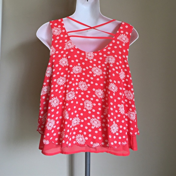 ❗️🚫SOLD❗️Coral Chiffon Cropped Tank - Picture 4 of 4