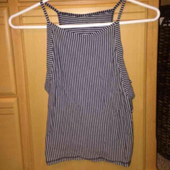 Lululemon crop top