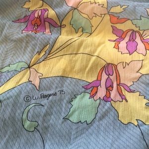 Original Wayne Rogers shirt 1975 vintage