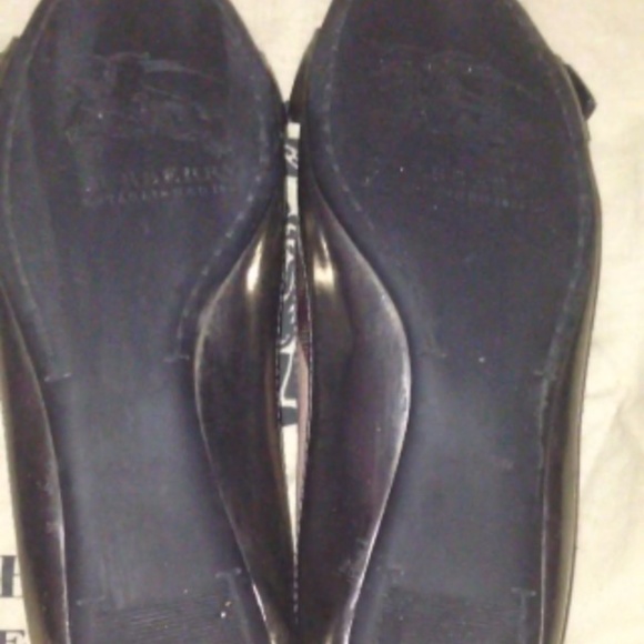 Burberry flats - Picture 4 of 4