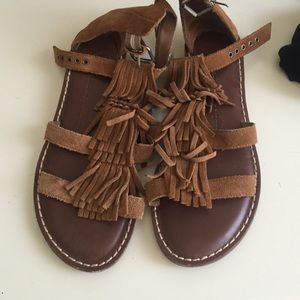 American eagle sandals