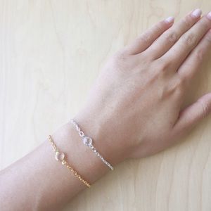 Delicate gold chain bracelet