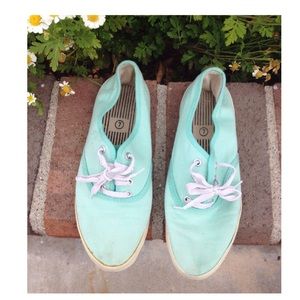 Urban Outfitters mint blue tennis shoes