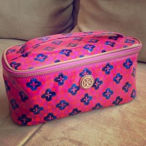 100% authentic Tory Burch make up bag