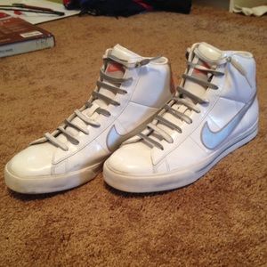 Men's Nike Leather Shoe