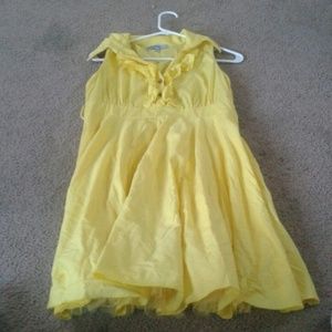 Yellow dress