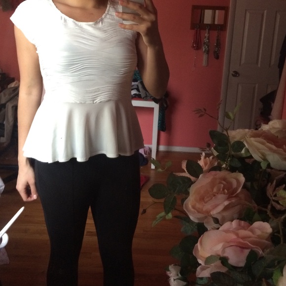 Off white  peplum top