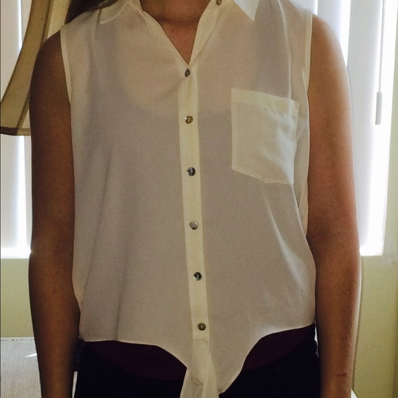 CHICOS Top - Picture 4 of 4