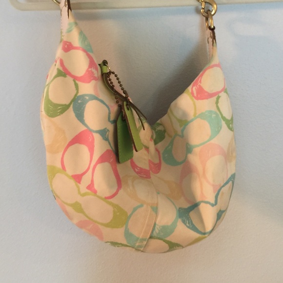 🎉Authentic Coach Multi Color Purse - Picture 3 of 4