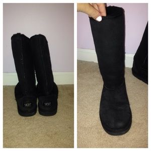 Tall Black UGG boots!