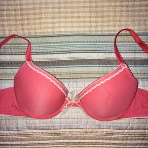 AERIE pink and white lace push-up bra