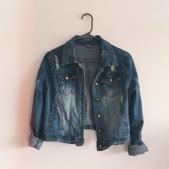 Distressed Denim Jacket🌵