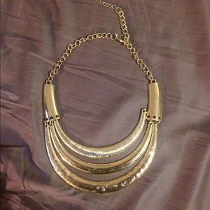 Gold chunky Necklace