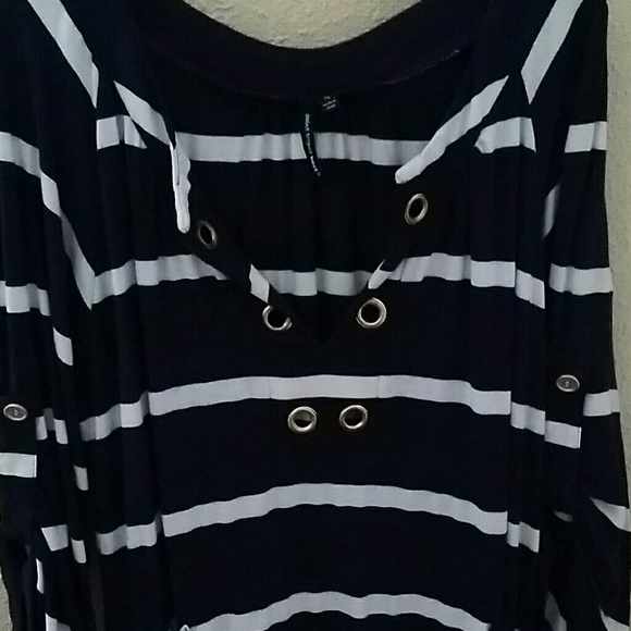 🚫sold @dwatta6🚫 Plus size top - Picture 2 of 3