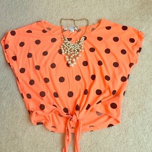 Polka dot crop top ⚫️🍊