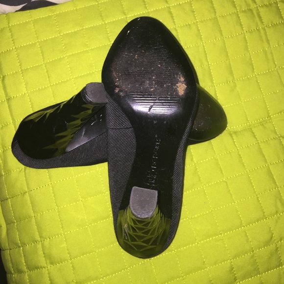 Heels - Picture 3 of 4