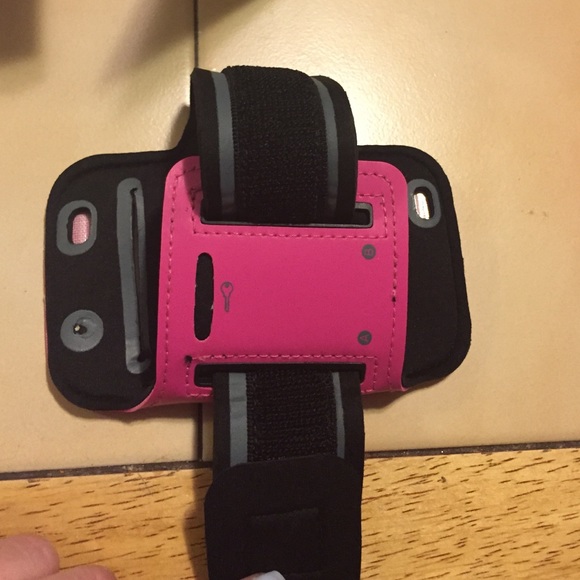 Hot pink phone arm band - Picture 2 of 2
