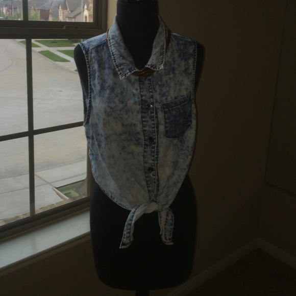 denim , washed out top