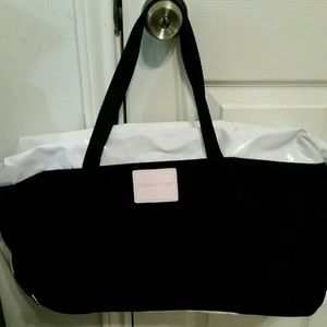 Brand New 2015 Victorias Secret Getaway Bag