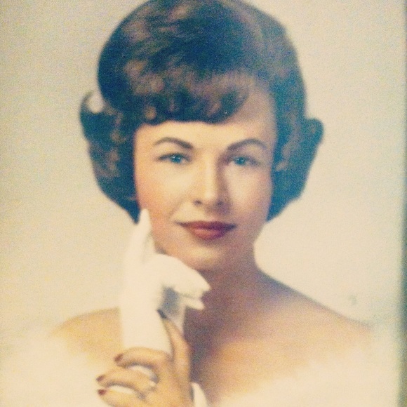 MEET YOUR SELLER! 😊🎉🎈😘💜💜💜💜💜 - Picture 3 of 8