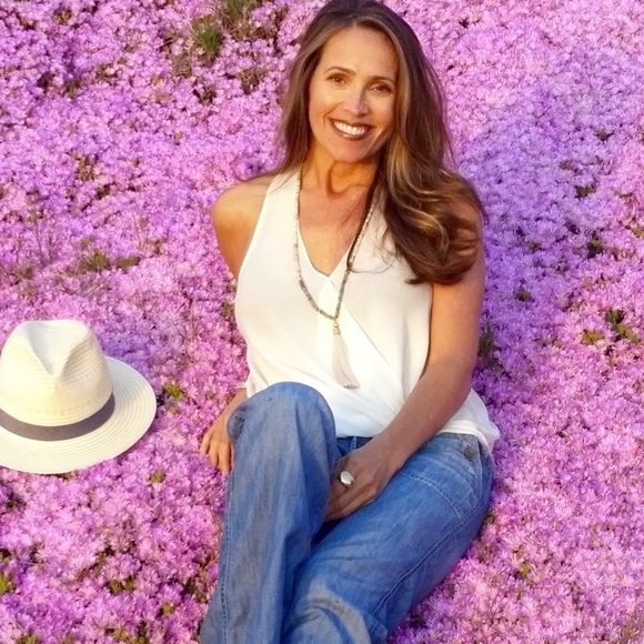 MEET YOUR SELLER! 😊🎉🎈😘💜💜💜💜💜 - Picture 7 of 8