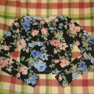 Floral long sleeve crop top