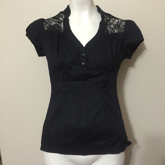 Black lace shoulder top
