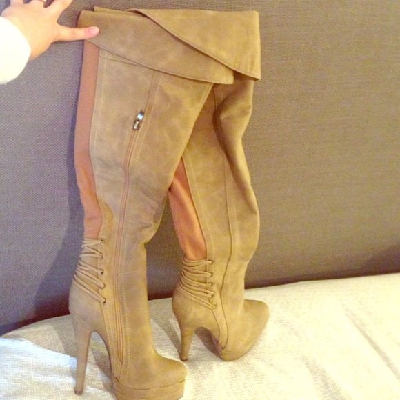 Bakers platform knee high tan boots only worn once