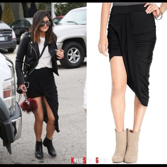 Zara asymmetrical black skirt like Kylie Jenner