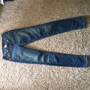 True Religion Jeans - True Religion "Hi-Rise Jegging" True Religion Jeans - True Religion "Hi-Rise Jegging"