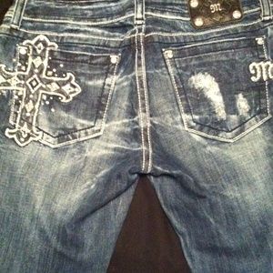 Miss me size 31 inseam 33 buckle exclusive