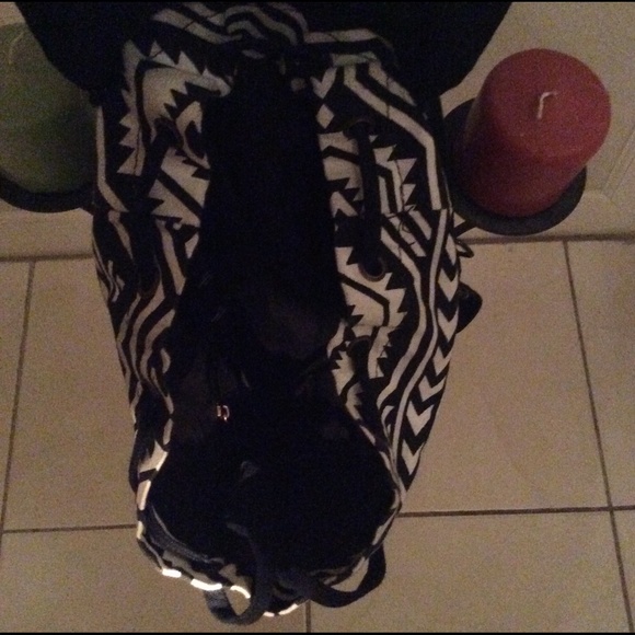 FOREVER 21: tribal print black and white backpack - Picture 2 of 4