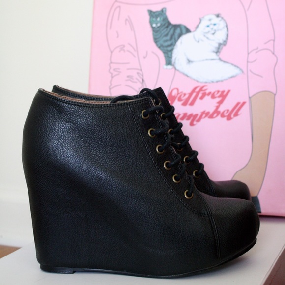 ❌SOLD❌Jeffrey Campbell 99 Tie Booties