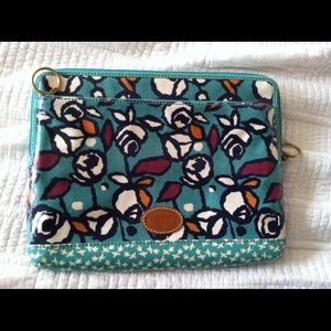 Fossil tablet case