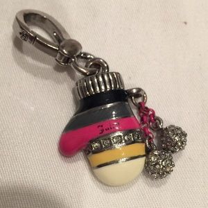 Mitten Juicy couture charm