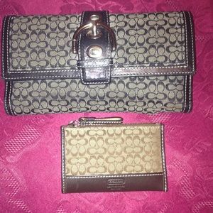 AUTHENTIC COACH WALLET & CREDIT CARD HOLDER