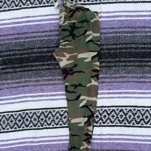 Camo leggings