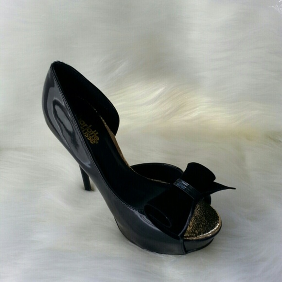 S7 Black Gold Bow Heels