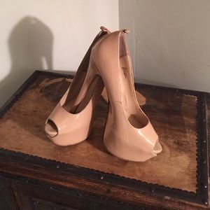 Steve Madden Size 8 slightly worn