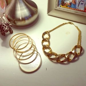 Forever 21 Gold Chain Necklace