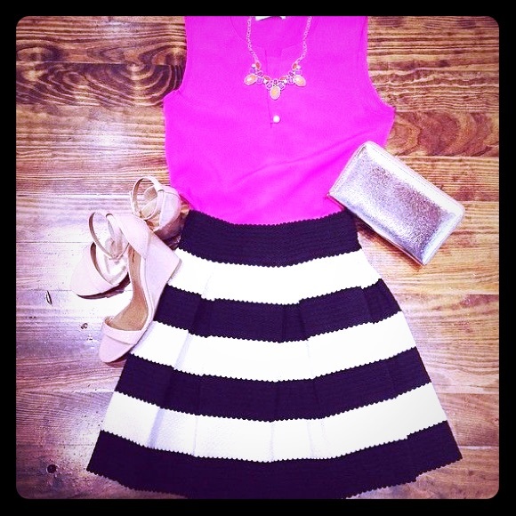 black and white striped pleated skirt