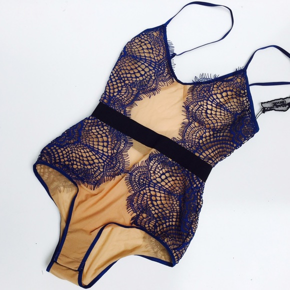 For love and lemons bat your lashes body suit sz M - Picture 3 of 4