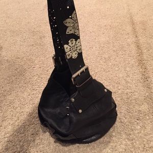 Tylie Malibu Black Shoulder Bag