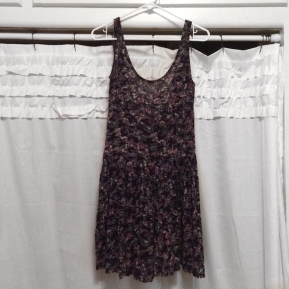 Rare boho BRANDY MELVILLE floral dress