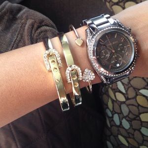Buckle style bracelet