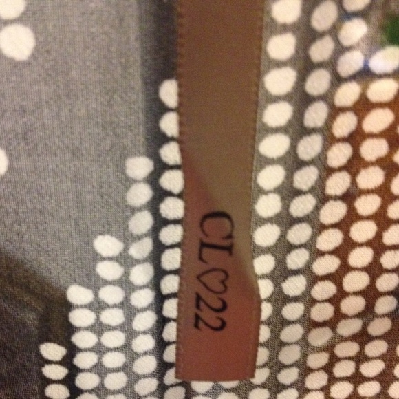 Top - Picture 2 of 3