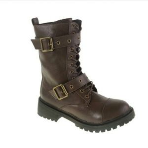 BNIB Chinese Laundry Brown Lifeguard Boots