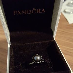 NEW Pandora Freshwater Pearl Retired Ring