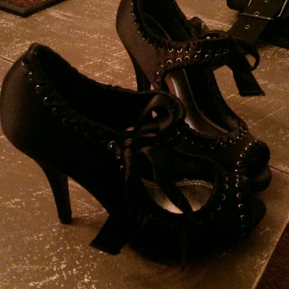 Brand new sexy shoes